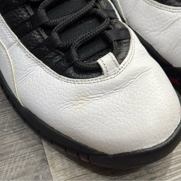 Jordan Retro Double X Nickel/Chicago 45, Size 8, GUC -no original box - Picture 10 of 16